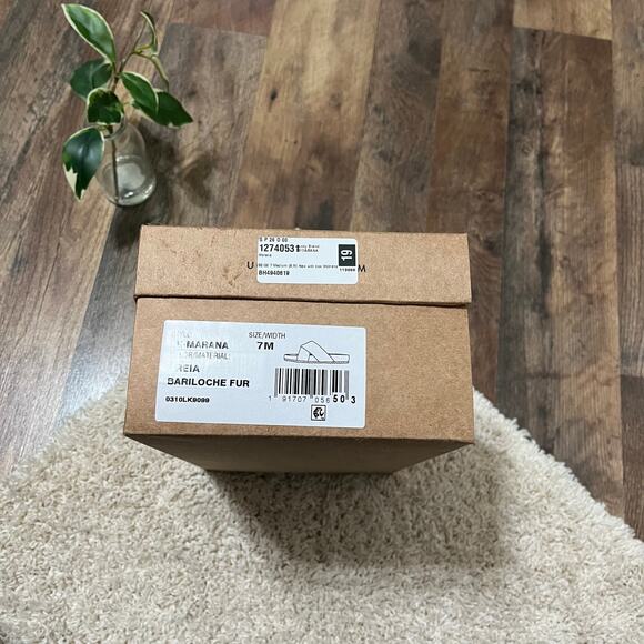 Lucky Brand Size 7 M Cream Faux Fur Marana Sandals Slippers Slides NWB - Picture 8 of 8